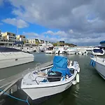 Båthotell Barco Expo C49