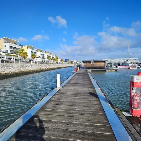 Botel Barco Expo C49 Lisboa