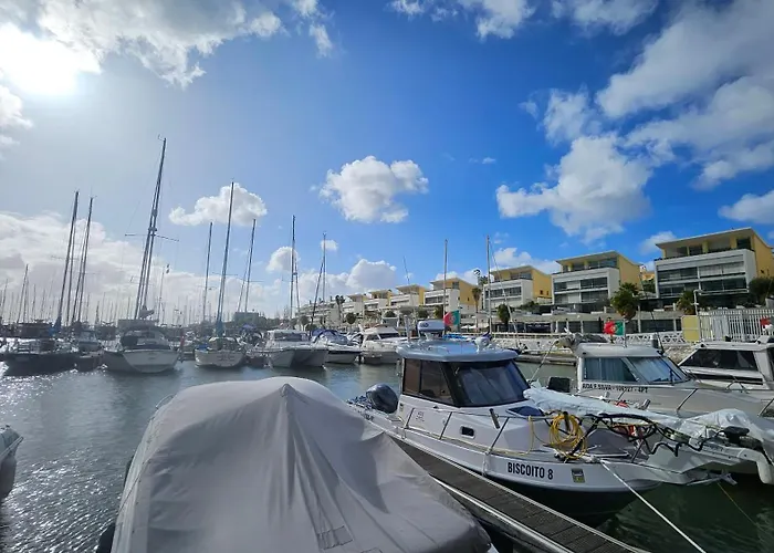 Botel Barco Expo C49