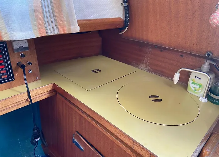 Botel Barco Expo C49 Lissabon